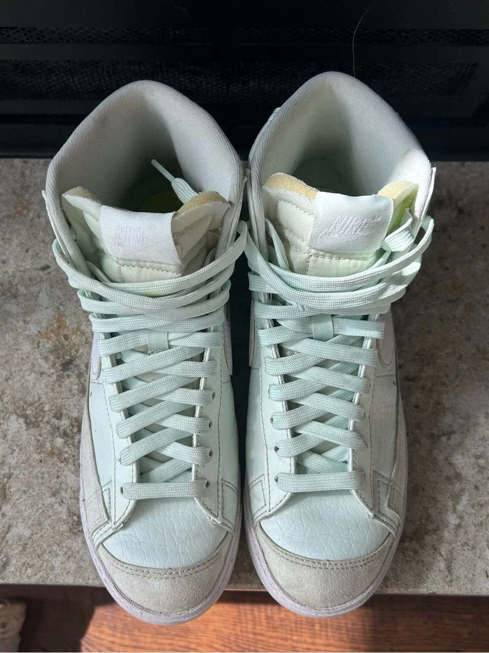 Nike blazer mid